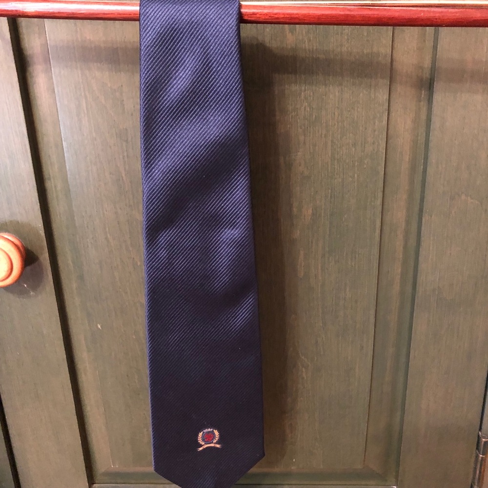 TOMMY HILFIGER tie